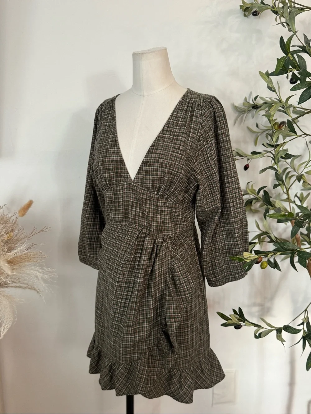 Free People Size 4 Green Plaid Mini Dress Deep V Ruffle Cottagecore Boho